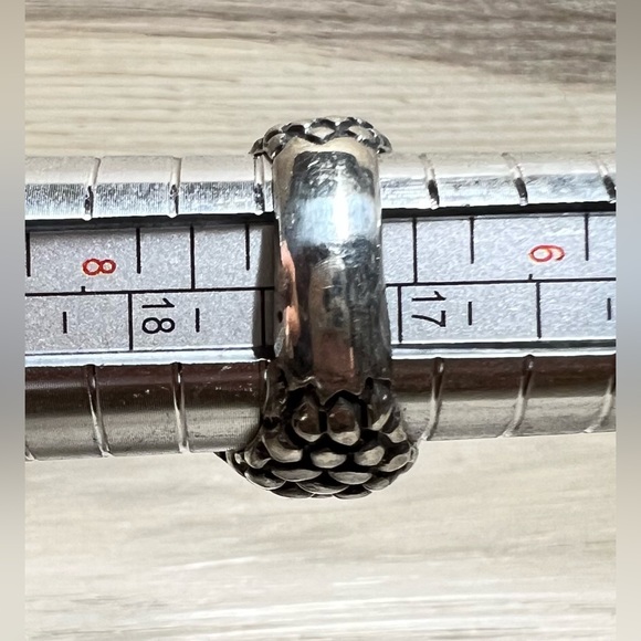 Vintage Designer Dian Malouf Sterling Silver Chunky Textured Onyx Ring, Size 7 - Picture 11 of 11